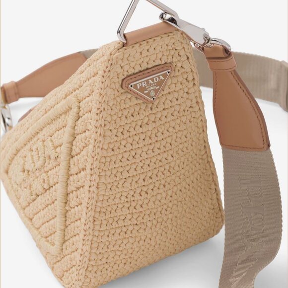 Prada Beige Raffia Triangle Shoulder Bag NWT and dustbag $3500 SOLD OUT - Picture 3 of 9